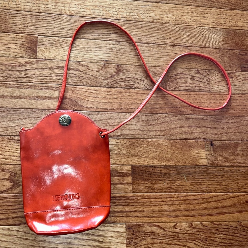 HEROING CROSSBODY